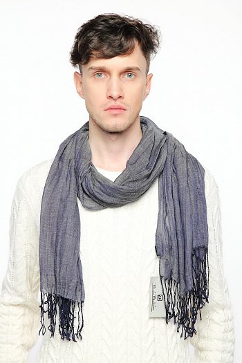 P21-blue. Вискоза70 полиэстер30. 70х180 см. Re-na-to-Ba-le-st-ra. Италия. 650 руб.jpeg
