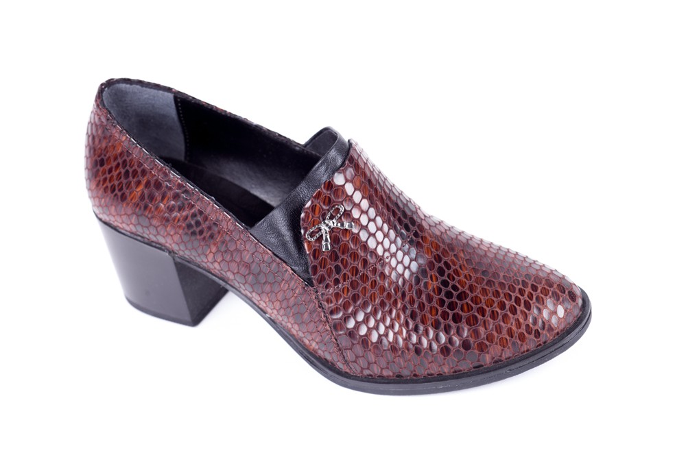579 kahve yilan  36-40 (PEG)	2 400,00 .