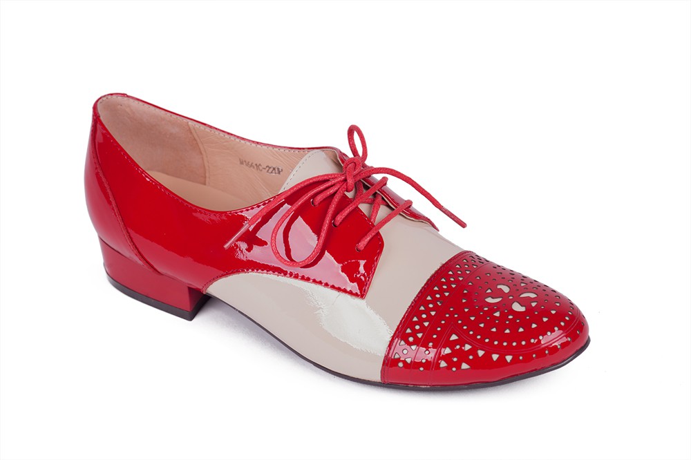 M220P  35-40 (VG)	1 150,00 .