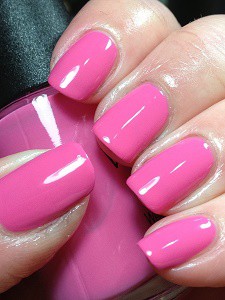 VINYLUX 121 Hot Pop Pink