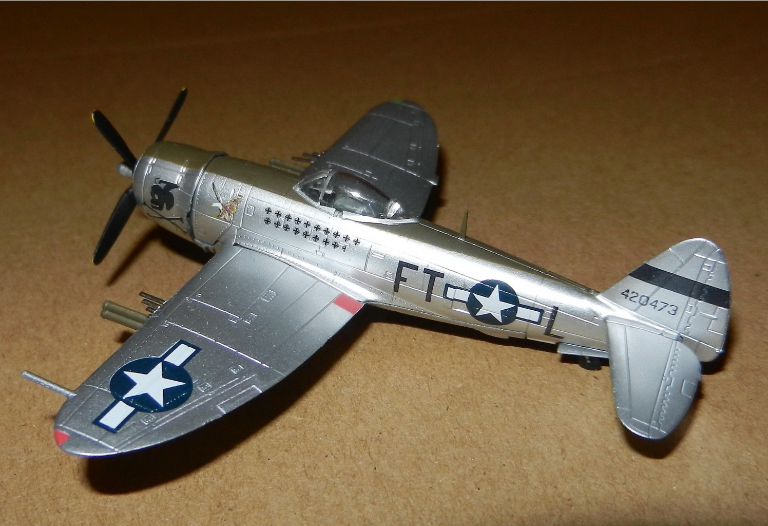 144   Bandai P-47 Silver 1.jpg