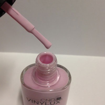 VINYLUX 135 Cake Pop .