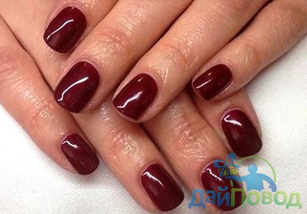 VINYLUX 145 Scarlet Letter .