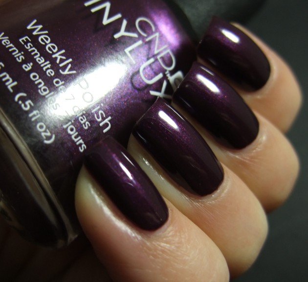 VINYLUX 175 Plum paisley