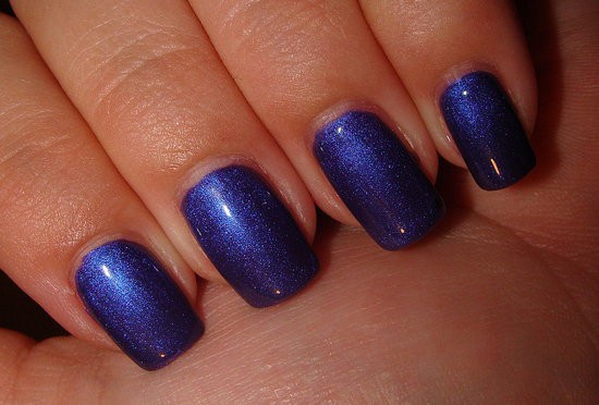 VINYLUX 138 Purple Purple .