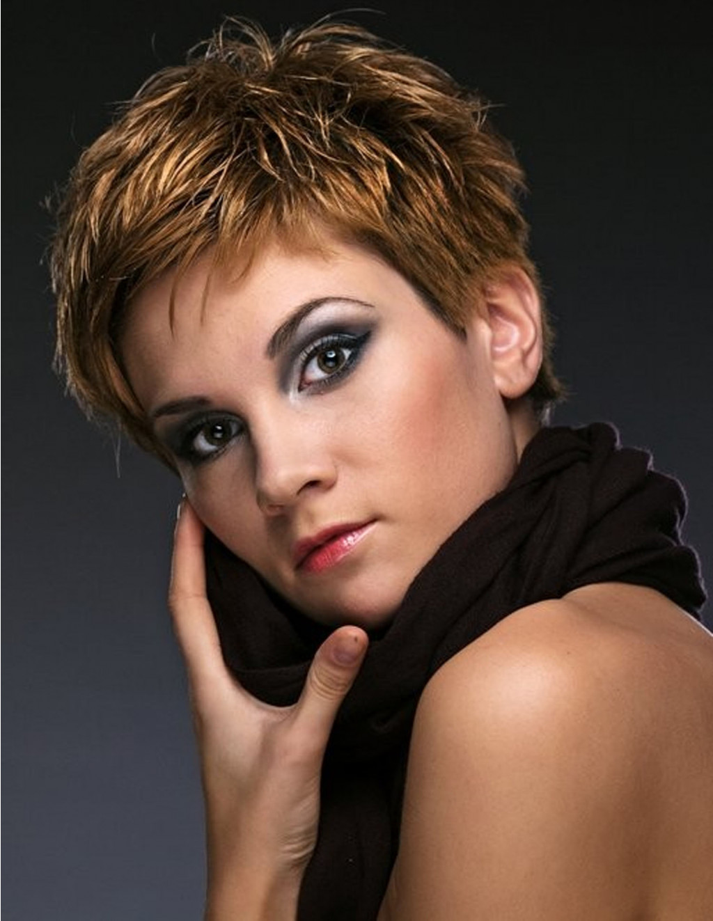 Cute-hair-color-of-very-short-hairstyle-as-2012-hair-trends-more-short-hairstyle-ideas.jpg