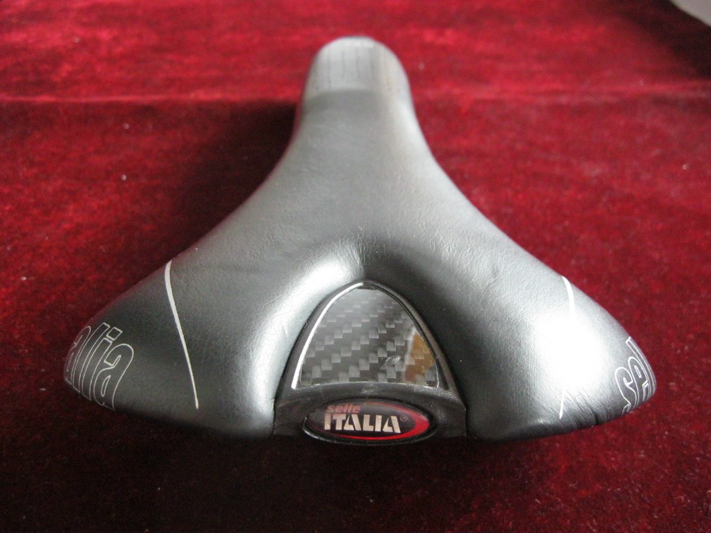 5.  Selle Italia Signo T1 Gel Saddle, 260,  , , , 3500