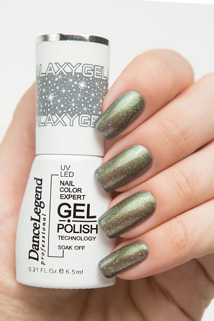 Dance Legend LE 16 Solar Eclipse Galaxy Gel collection 01.jpg