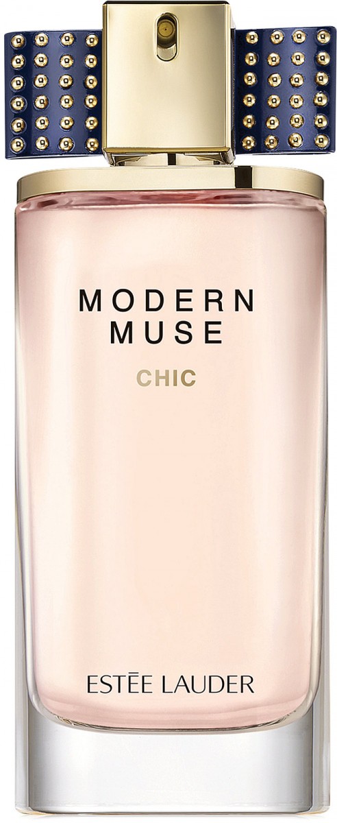 ESTEE LAUDER Modern Muse Chic lady