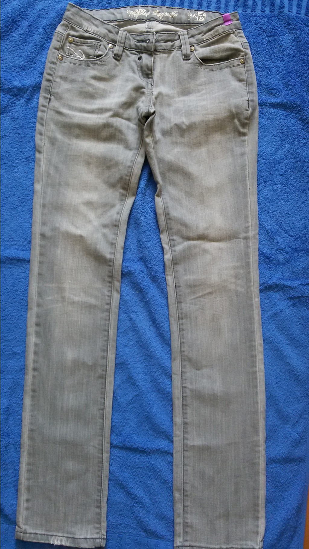 джинсы Blu Bags, р.36(42),300 руб.
