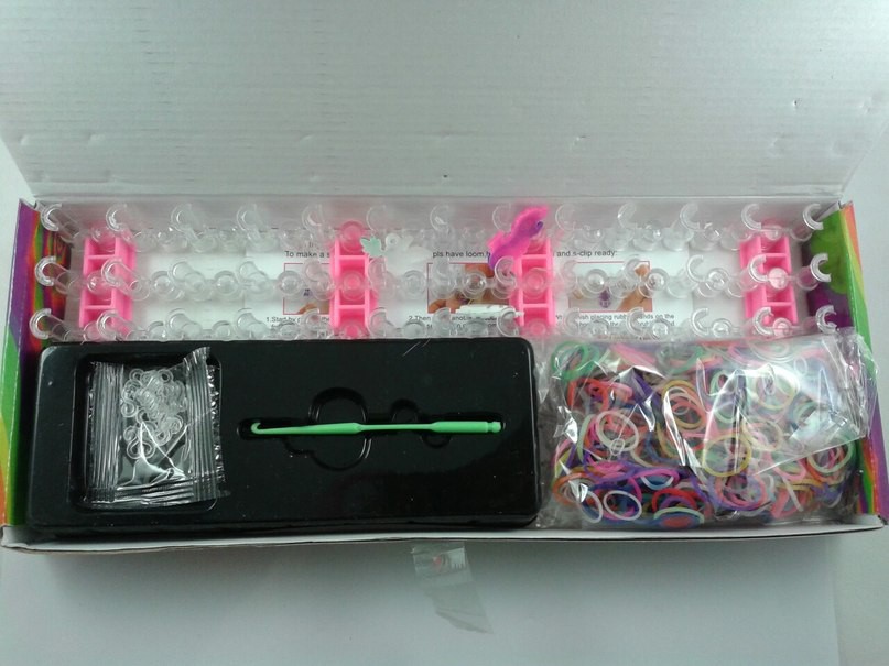   Loom Bands.  150 /.