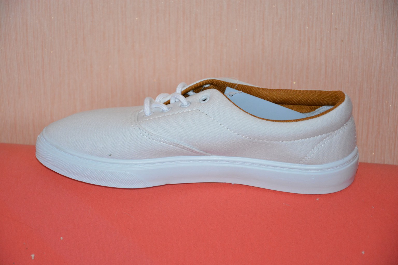 WJ-16-046 white (35-40)