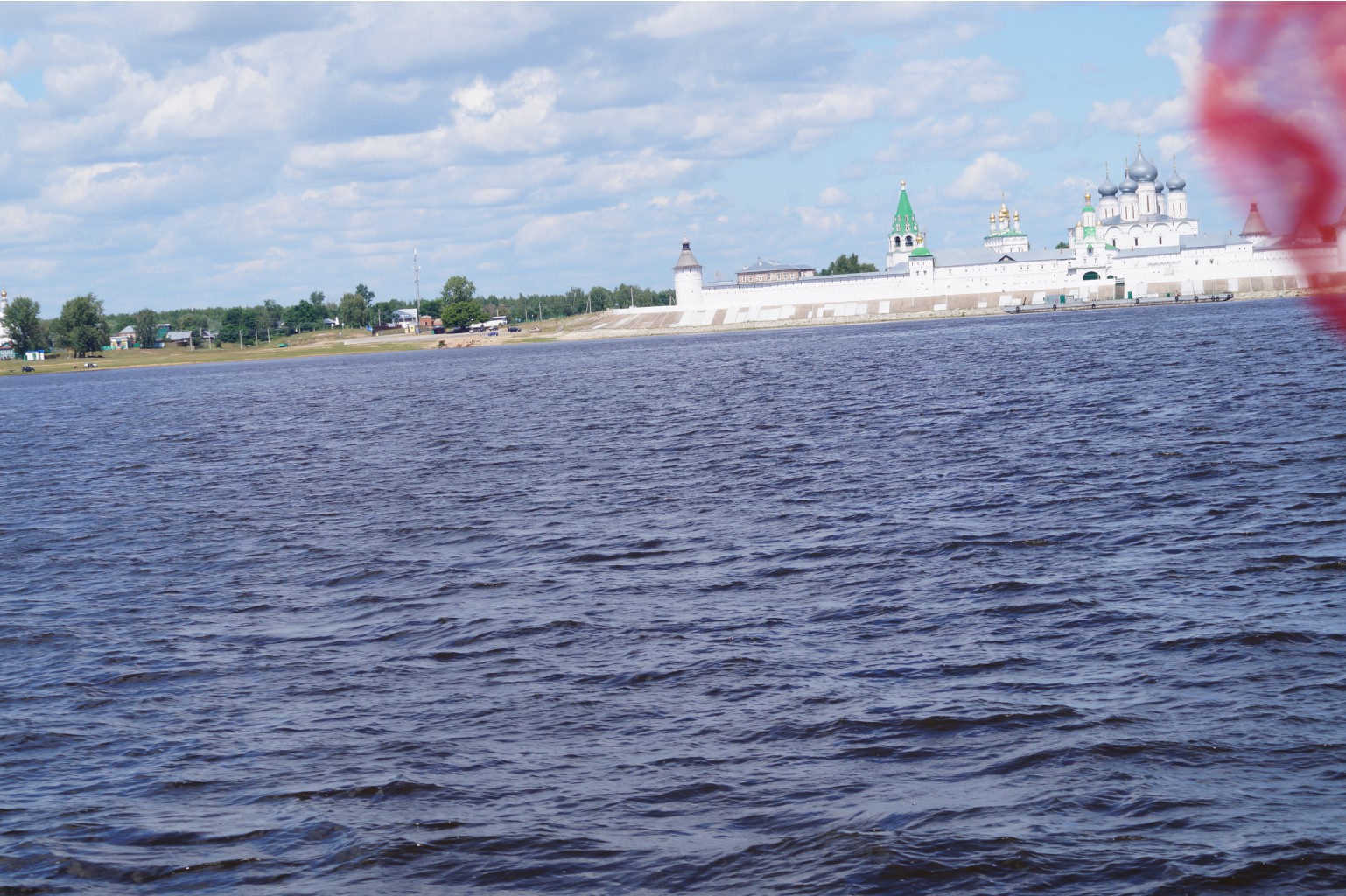 На пароме Макарьево-Лысково