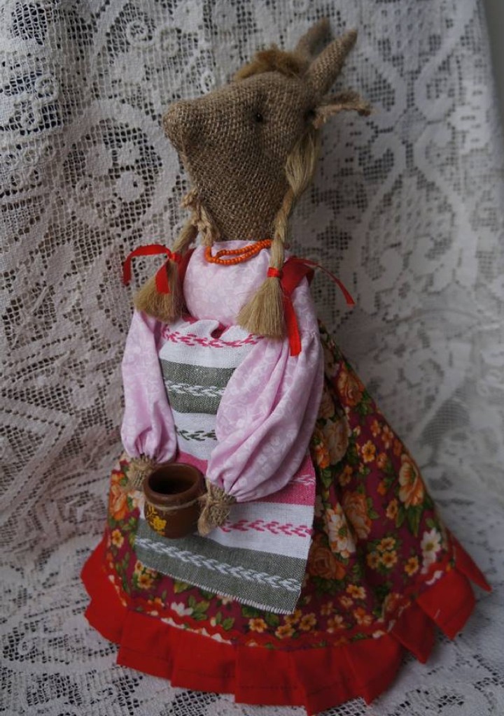 КУКЛА КОЗА В САРАФАНЕ.jpg