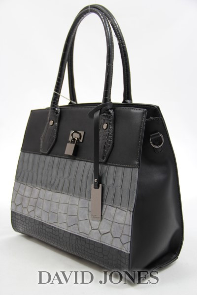 CM3032 Black.jpg