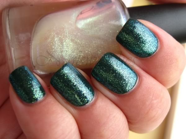 568 Effects (Teal Sparkle), .