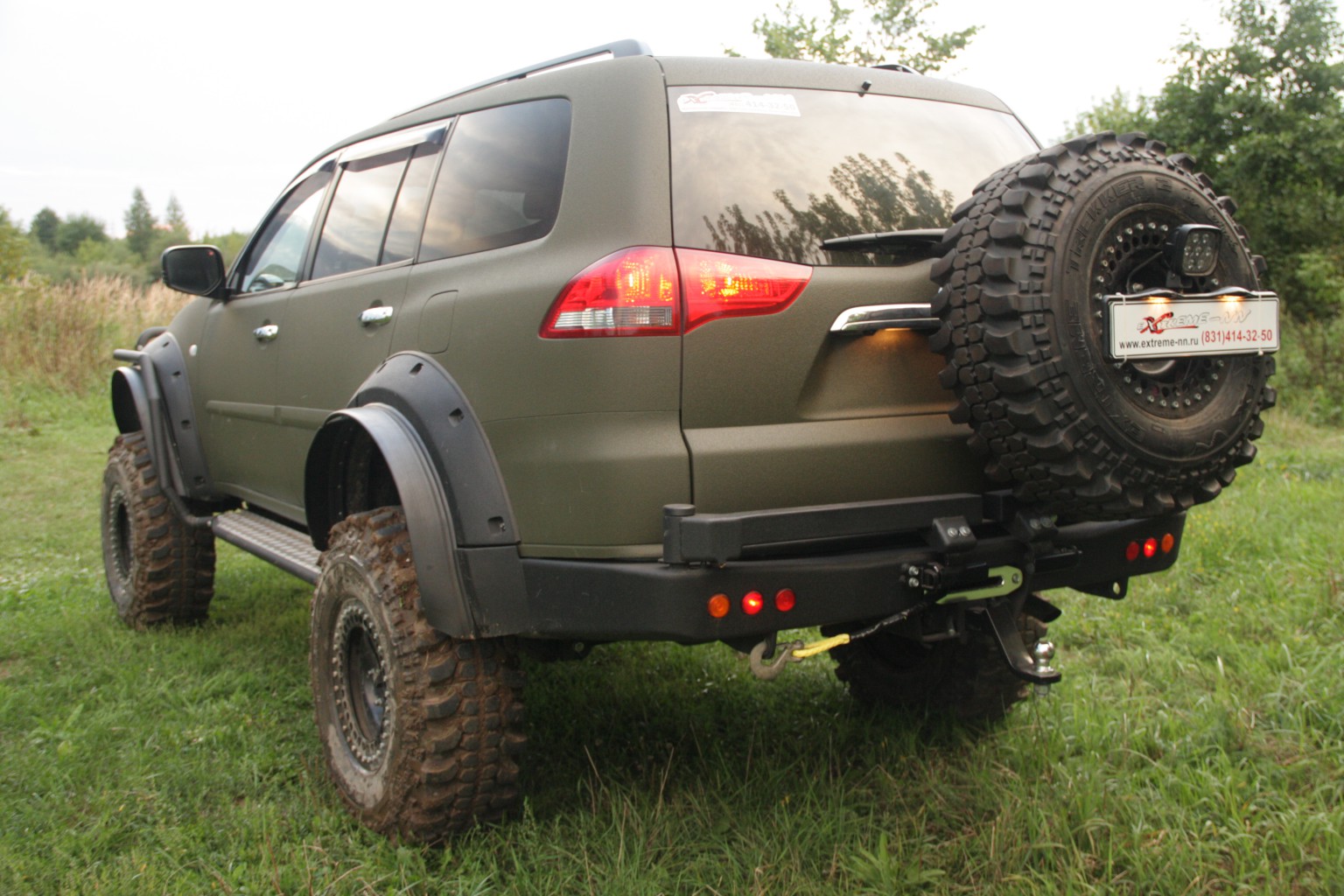 Mitsubishi Pajero Sport  ̣  -