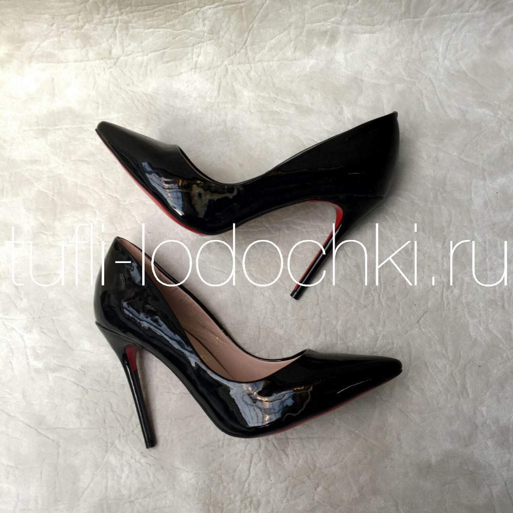  Christian Louboutin  10   .jpg