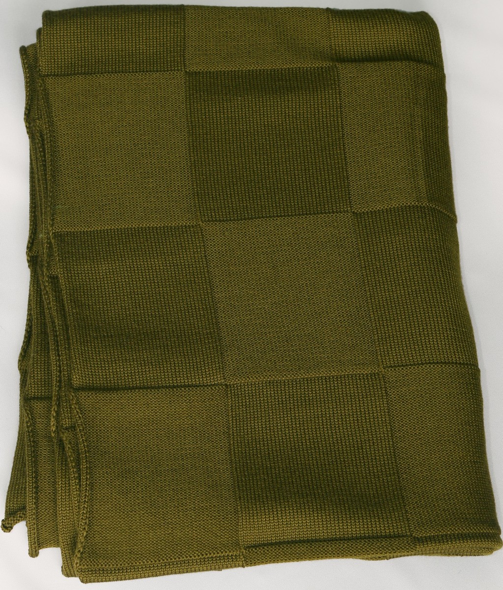 15770 pled-vyazanyy-kvadrat-khaki.jpg