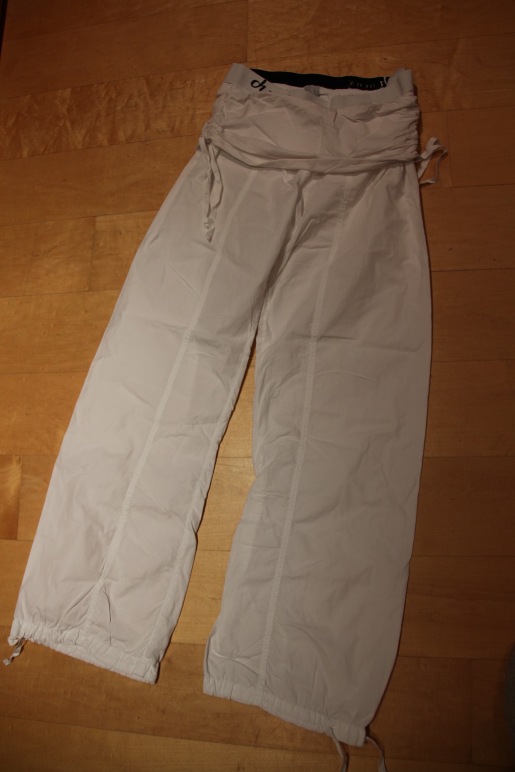 DENA, v S 100% , 500 