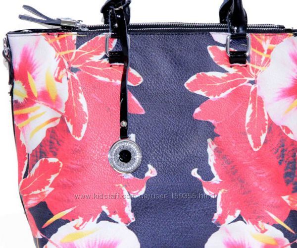 VELINA FABBIANO --- E - 69906-12 ()1.jpg