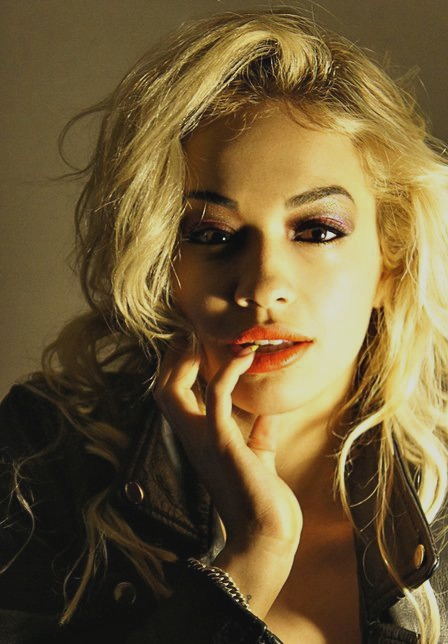 1843158 rita ora.png