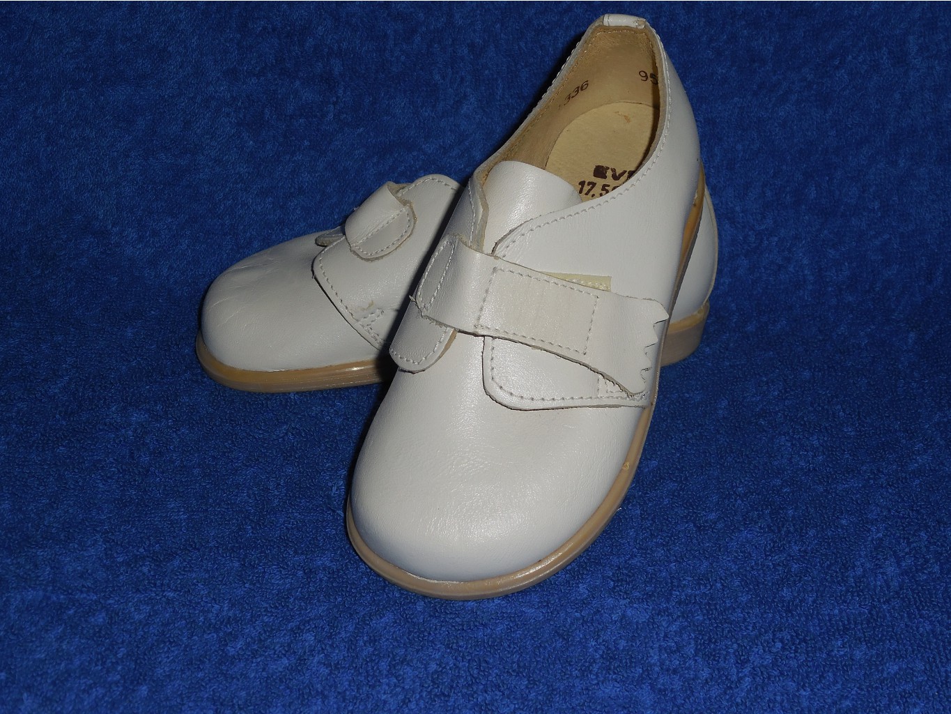 ботиночки марки Мoppi(Италия) р.15(15 см по стельке),500 руб новые