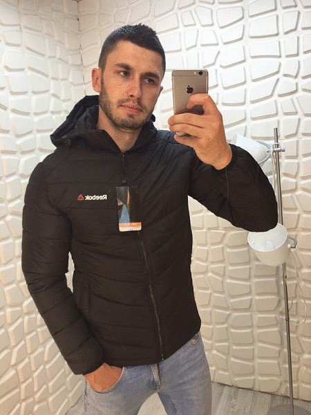 Reeb7157 5286m Куртка мужская Reebook 1849руб.