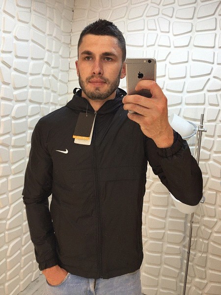 Nk7157 5278m Куртка мужская Nike 1149руб.