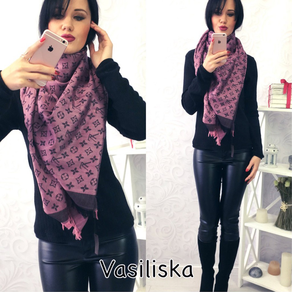 950   BURBERRY   (2).jpg