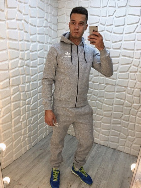 Adi7157 5295m Костюм спортивный утепленный мужской Adidas 1440руб.
