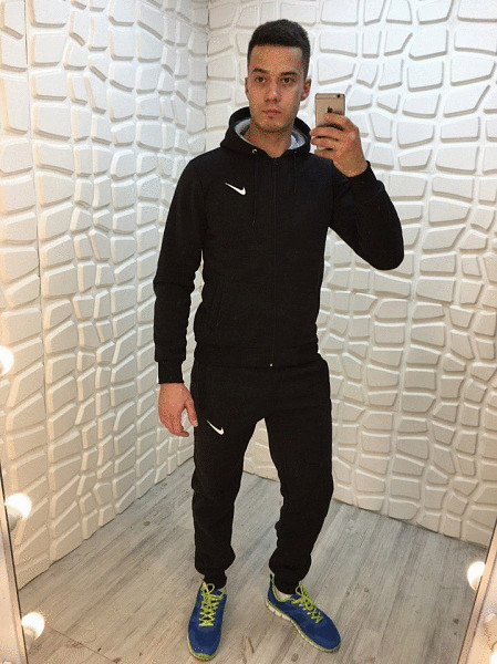 Nk7157 5290m Костюм спортивный утепленный мужской Nike 1440руб.
