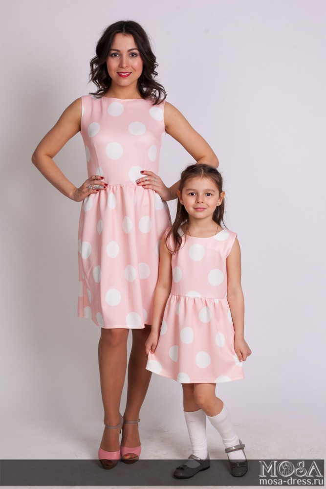 Комплект платьев Family Look для мамы и дочки Одри М-253.jpg