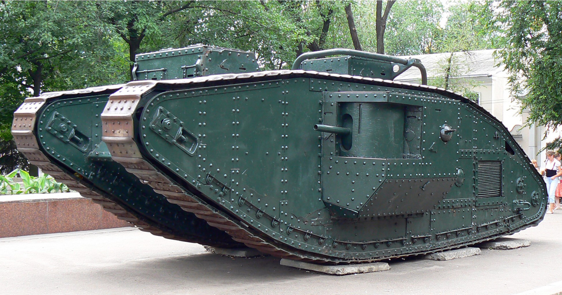 Mark V Female, Kharkiv Historical Museum.jpg