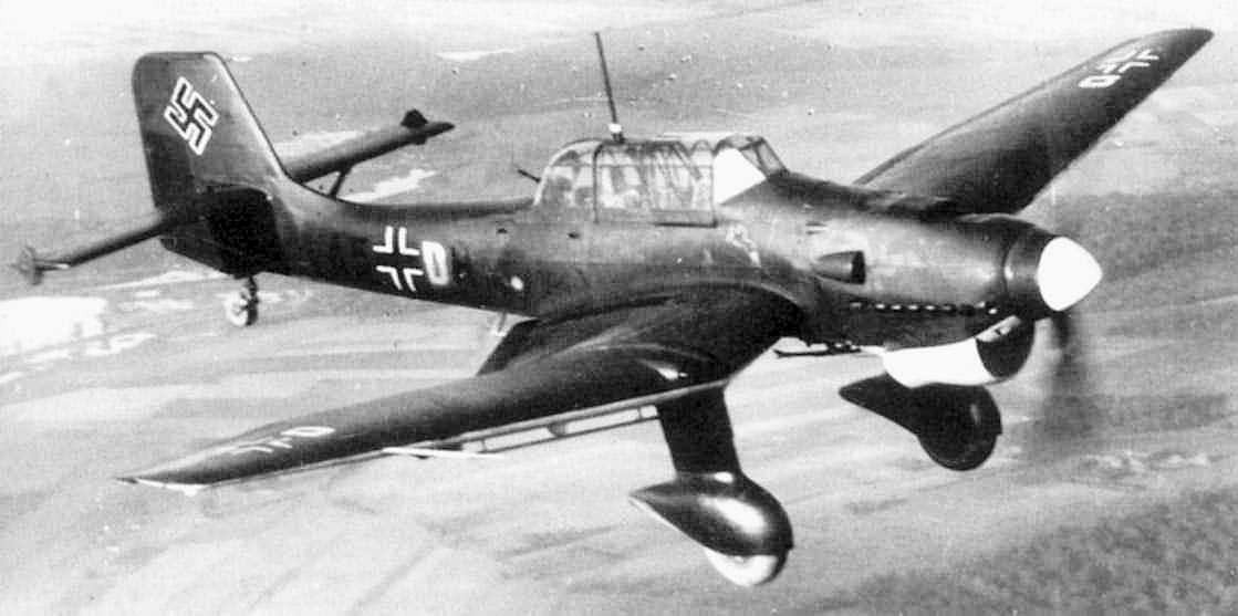 -Ju-87------.jpg