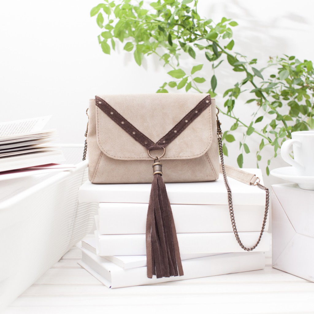 Сумка поясная с кисточкой beige -brown