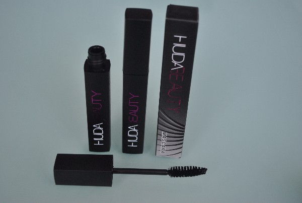  Huda Beauty Mascara 10g.