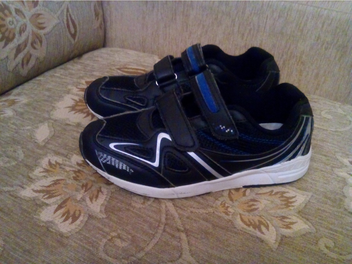 Bi&Ki / - 34   21,5 - 500 .