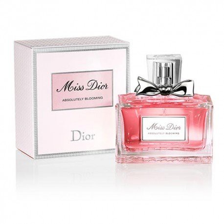 370 . - Christian Dior 