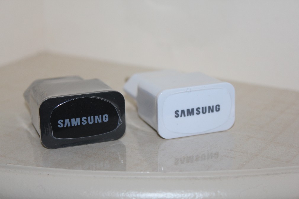 SAMSUNG. 2  USB 2