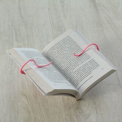 Приспособление для чтения книг на ветру, цвета МИКС Китай; 0,5 см × 5 см × 15 см; Пластик; В боксе 300 шт. Арт.: 833217 45.00 руб.