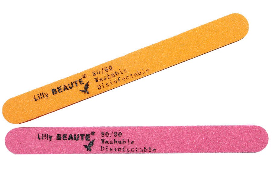 29 . -    Lilly Beaute  80/80