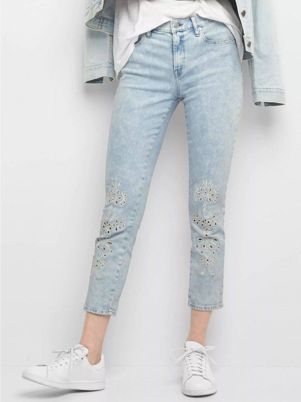 Джинсы GAP