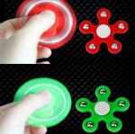 Игрушка-антистресс спиннер SPINNER Красный звезда 90руб