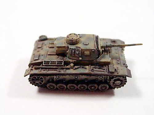 Takara Panzer III Ausf.J Green 1.jpg