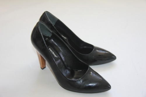 TUCINO . 1301,  550
