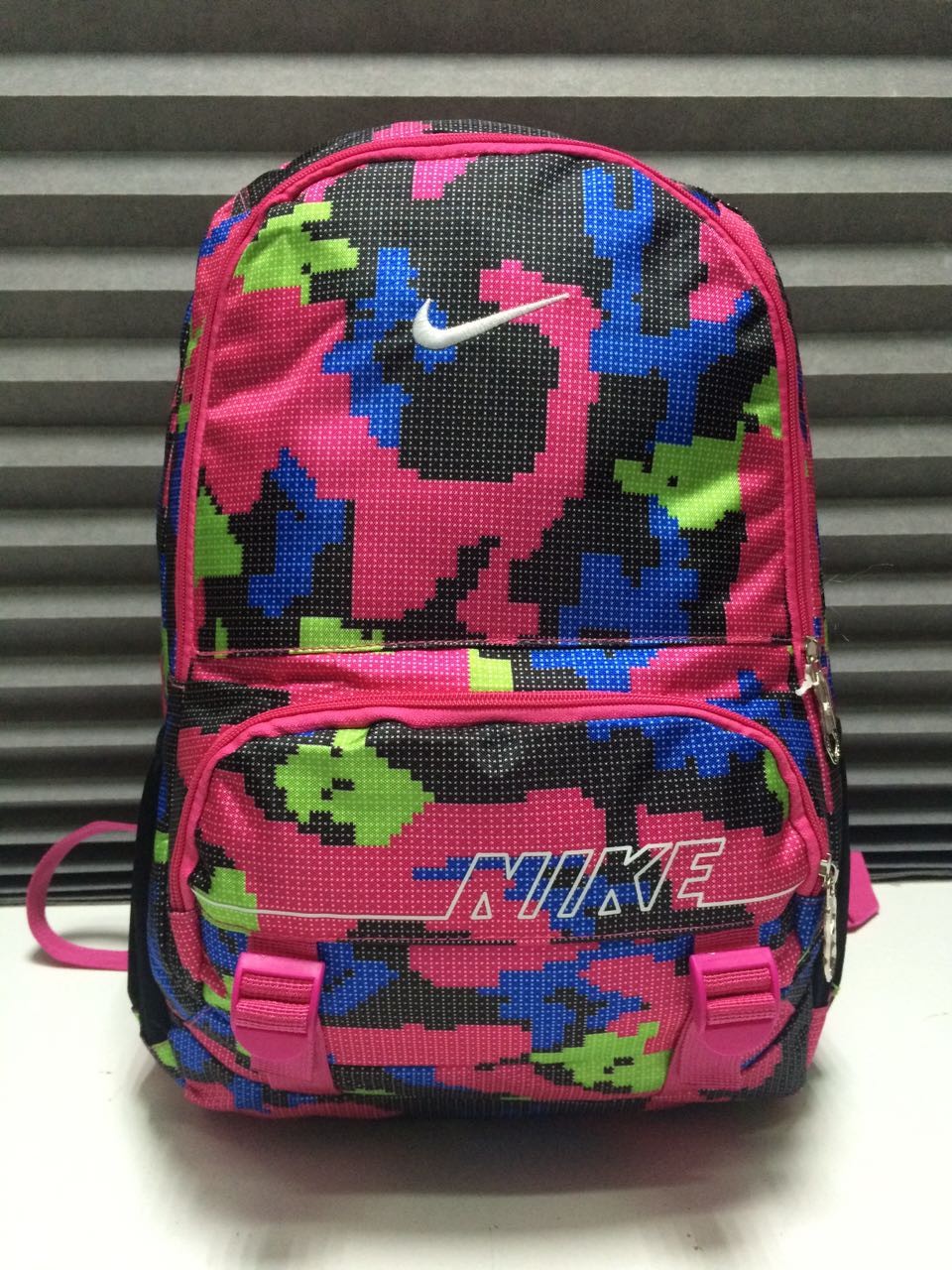 Ps656 334615  Nike, 3245.jpg