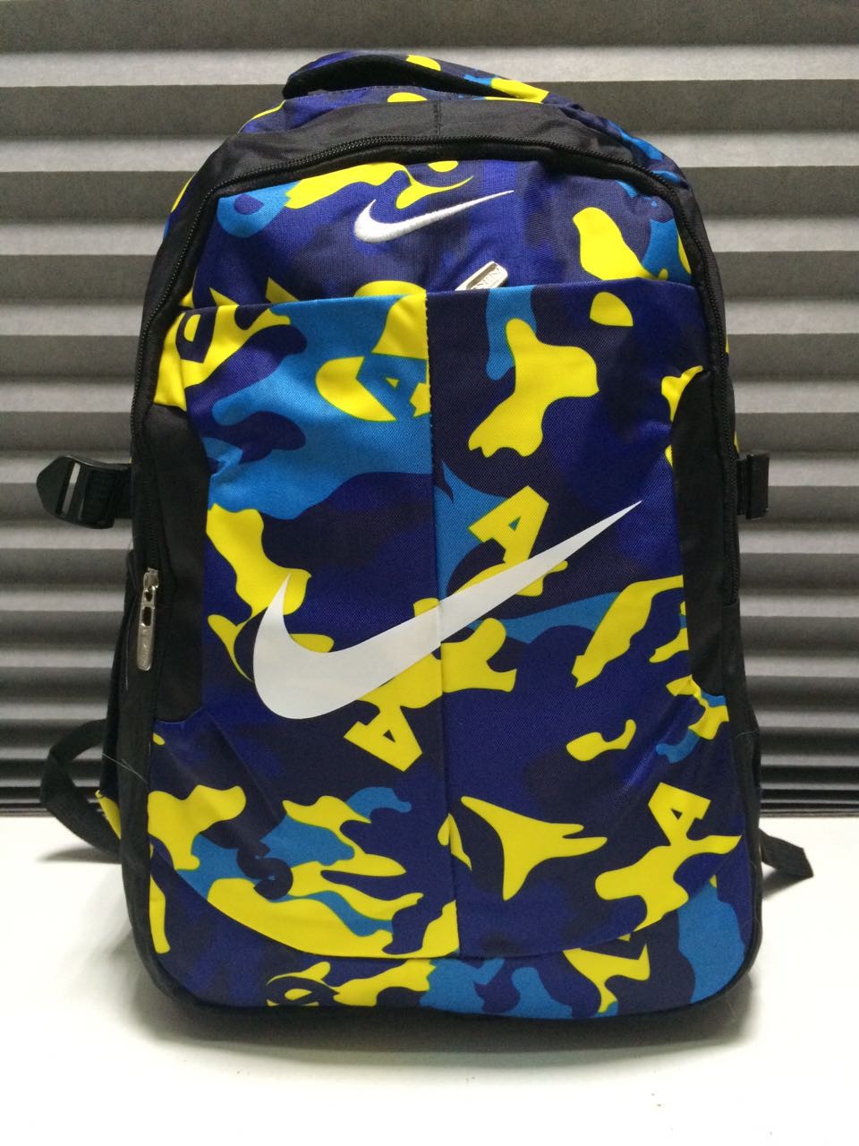 Ps656 334538  Nike, 3042.jpg