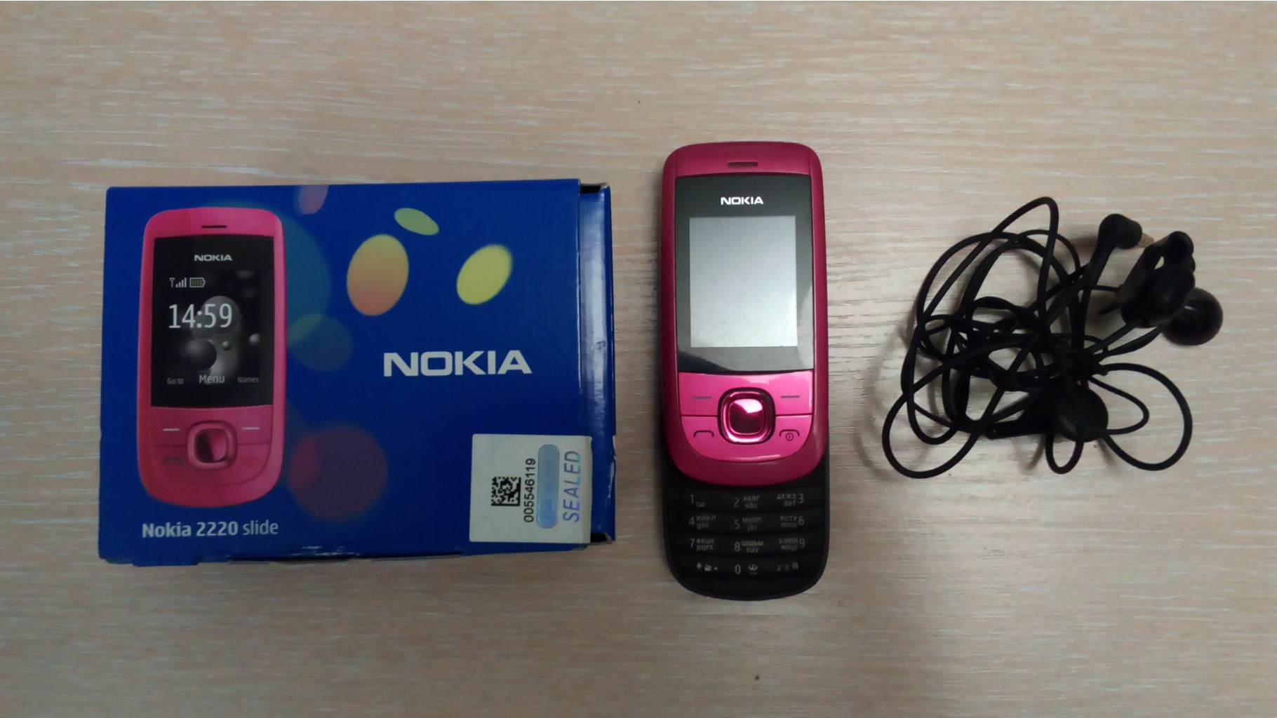 Nokia 2220 Slide