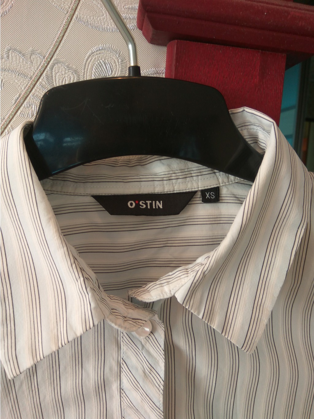  Ostin, xs